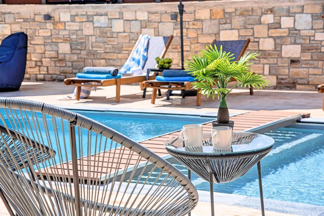 MINOAS VILLAS HEATED POOL KOURNAS, GREECE SEASON DEALS FROM €413